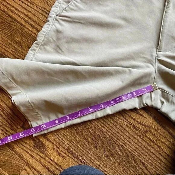 Under Armour Drive Shorts mens 32 W performance fabric - Picture 8 of 9